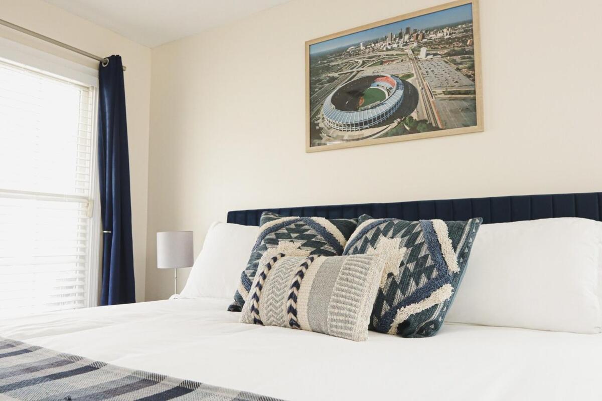 Walkable! Mins From Stadium, Gwcc, Aquarium Villa *